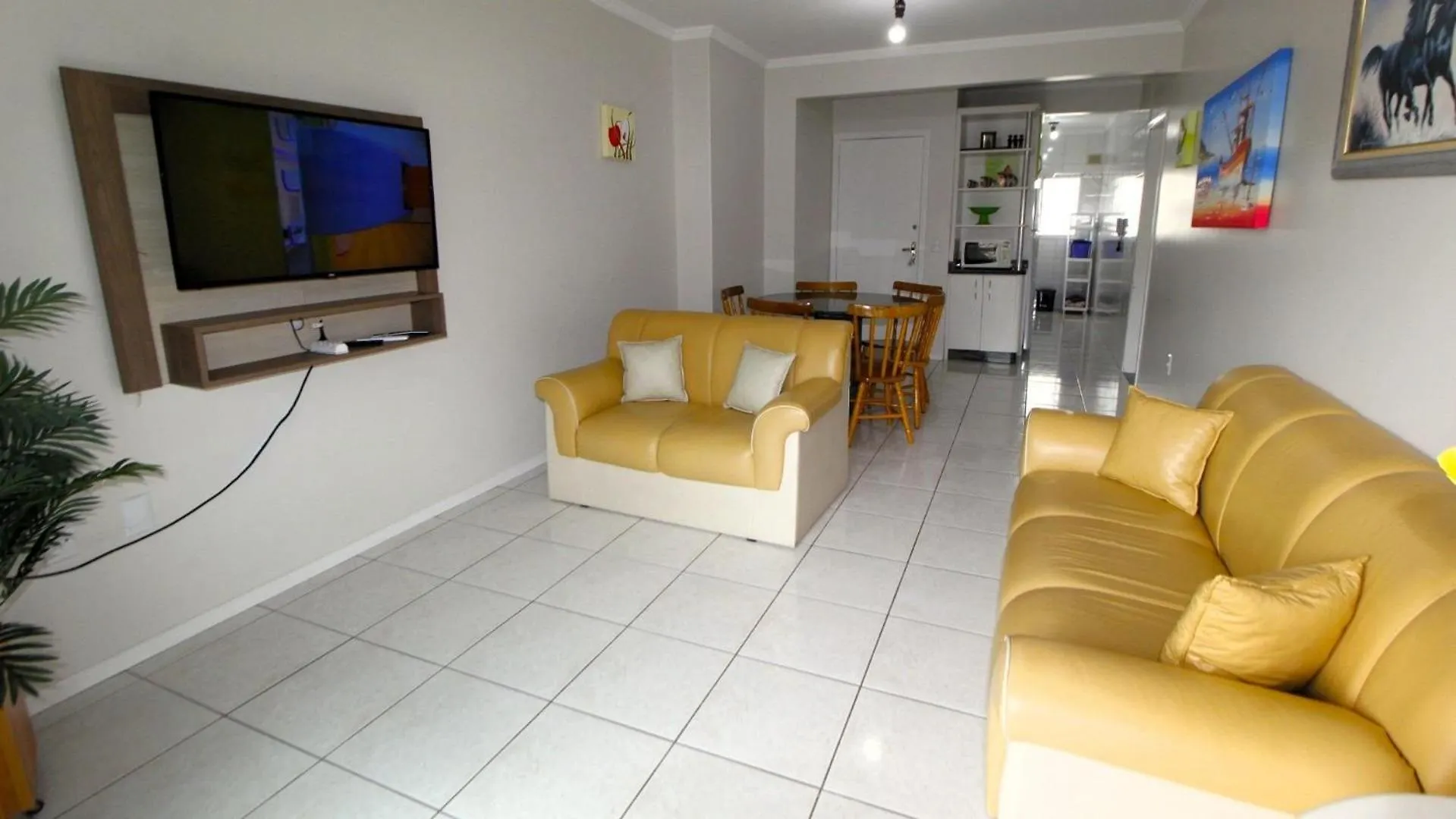 1014 - Apartamento No Centro De Bombinhas